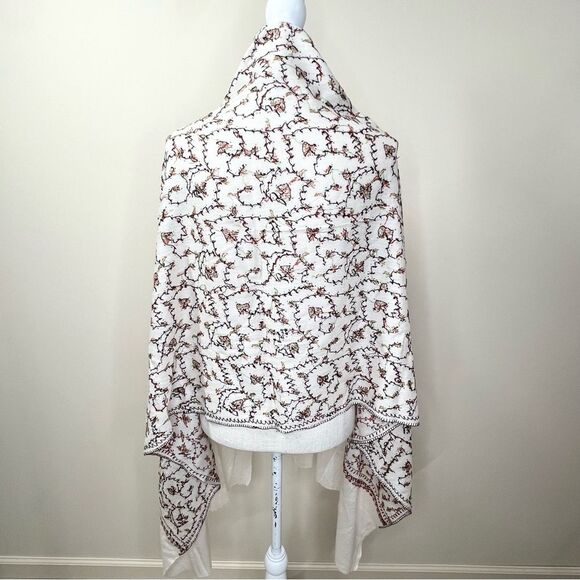 Hand Embroidered Shawl/Pashmina/Scarf/Wrap - Picture 3 of 13